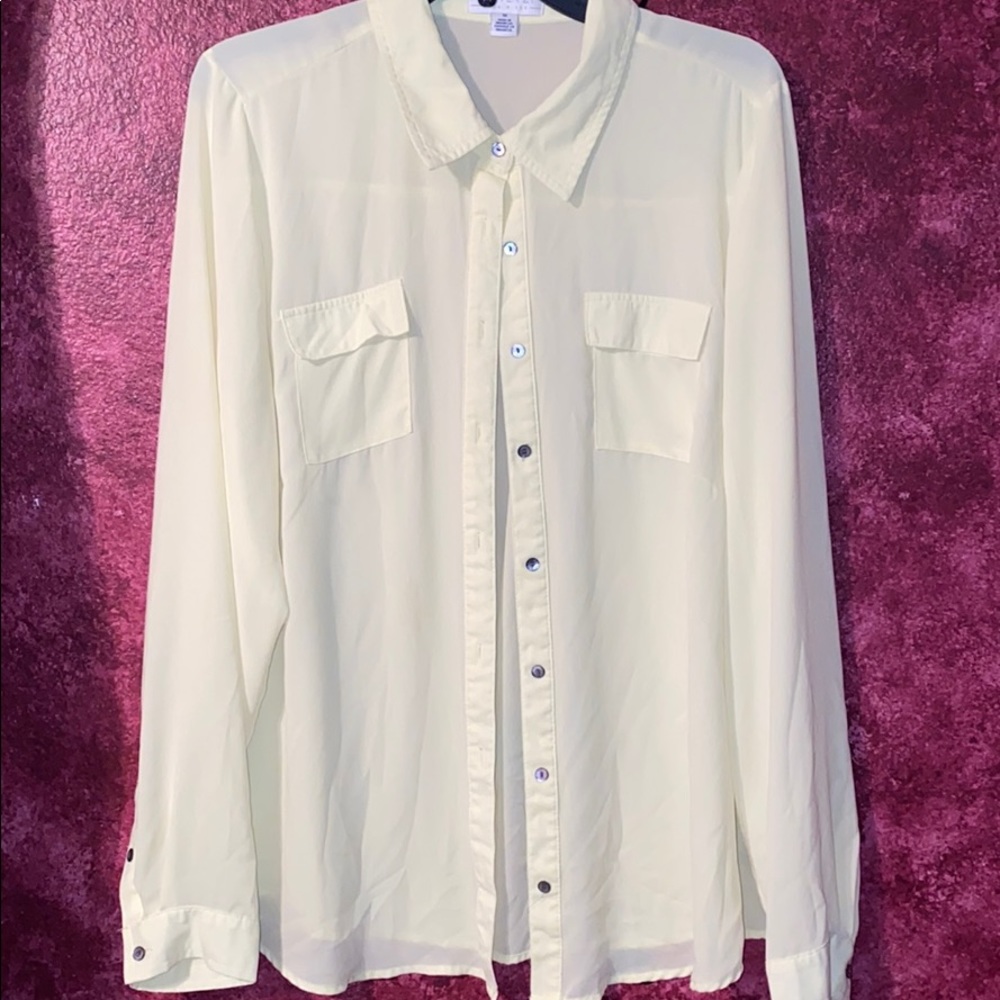 FOREVER 21 Yellow Long Sleeve Button Down